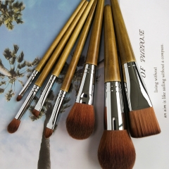 top high quality taper tailed wooden handle  makeup brush set